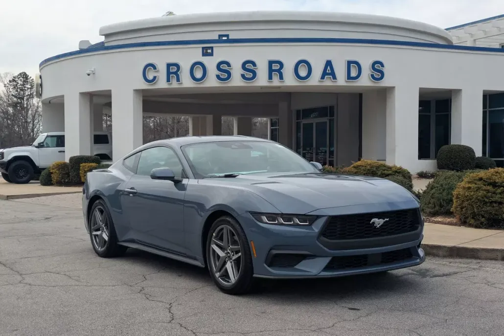 2025 Ford Mustang EcoBoost Premium photo 1