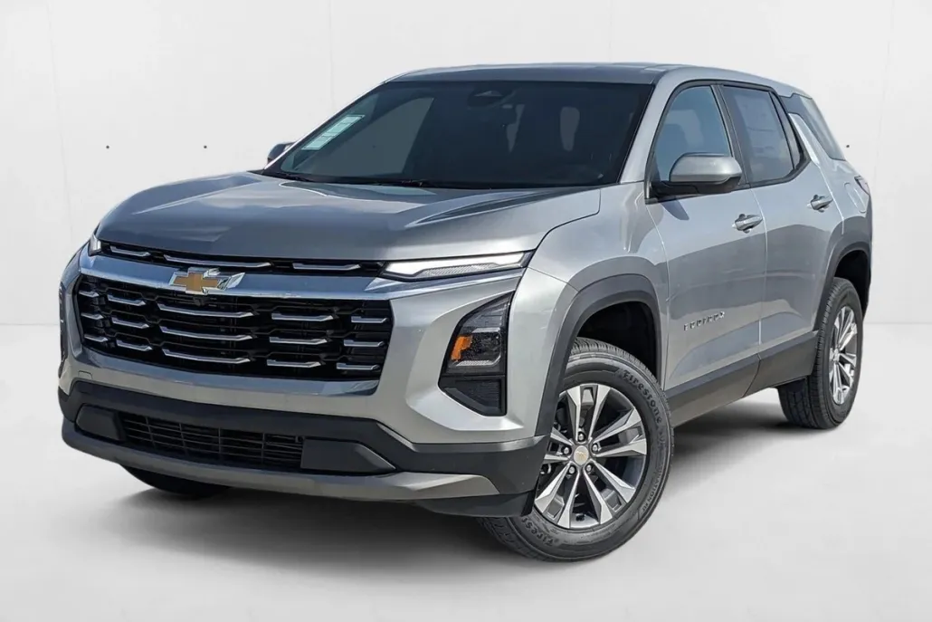 2026 Chevrolet Equinox LT photo 1