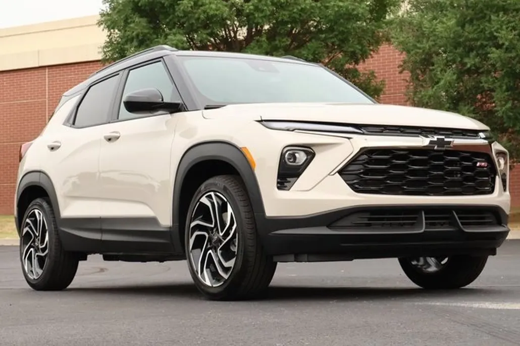 2026 Chevrolet Trailblazer RS photo 1