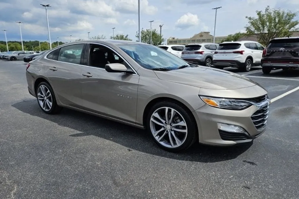 2024 Chevrolet Malibu Premier 2LT photo 1