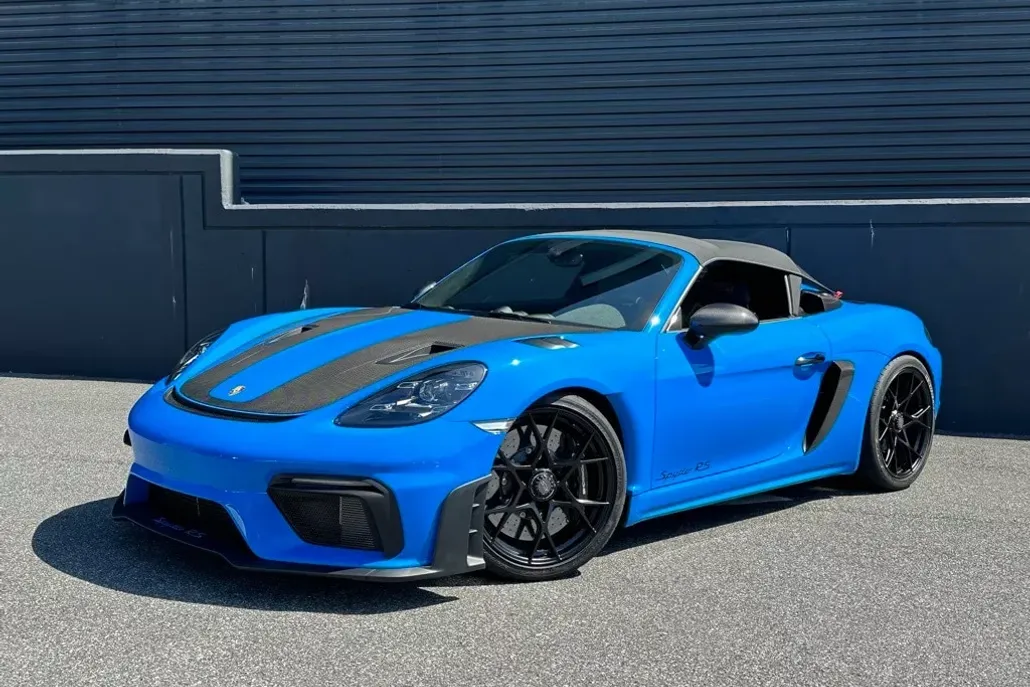 2025 Porsche Boxster Spyder photo 1