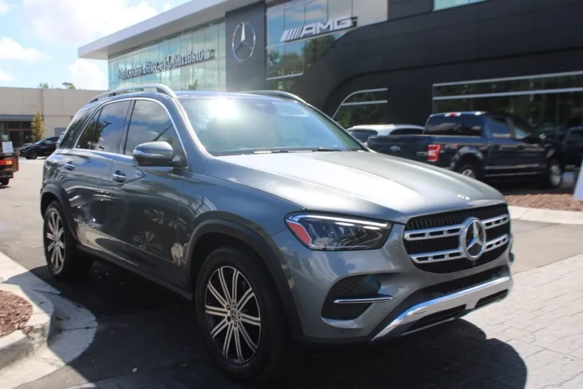 2024 Mercedes Benz GLE 350 4MATIC photo 1