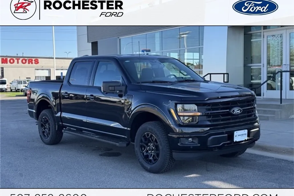 2025 Ford F-150 XLT photo 1