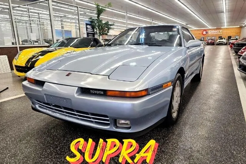 1989 Toyota Supra photo 1