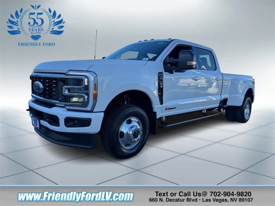2025 Ford F-350 Platinum photo 1