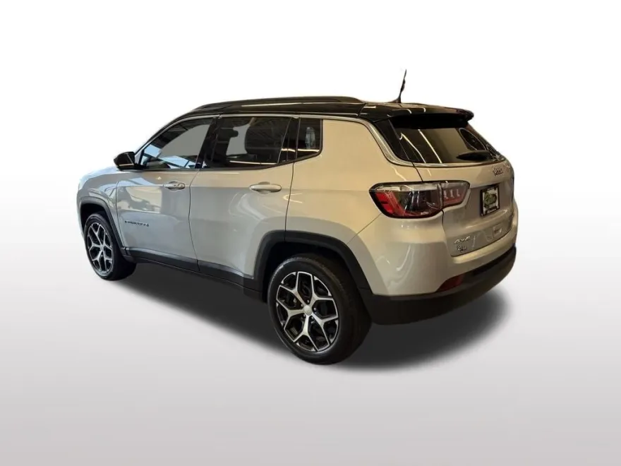 2024 Jeep Compass Limited photo 1