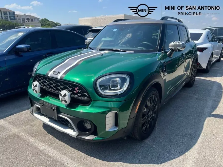 2022 Mini Countryman S Iconic photo 1