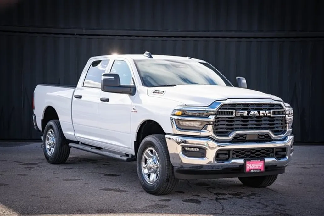 2025 Ram 2500 Tradesman photo 1