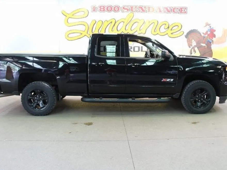 2016 Chevrolet Silverado 1500 LT photo 1