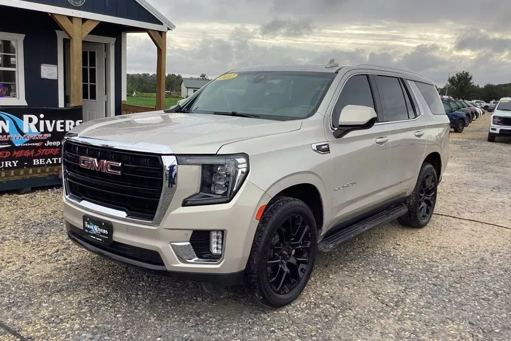 2022 Gmc Yukon SLE photo 1
