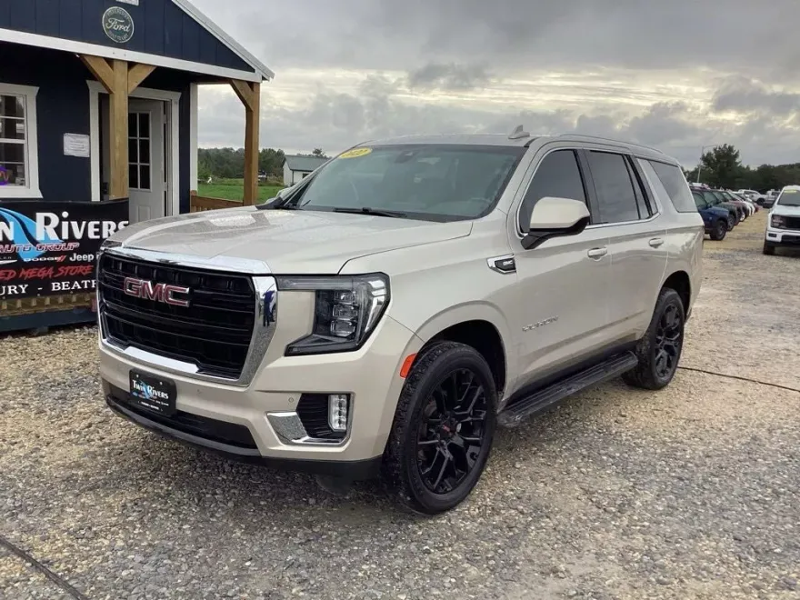 2022 Gmc Yukon SLE photo 1