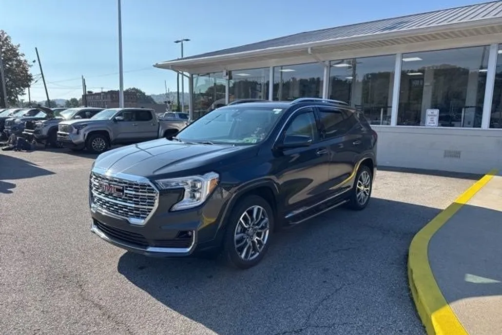 2022 Gmc Terrain Denali photo 1