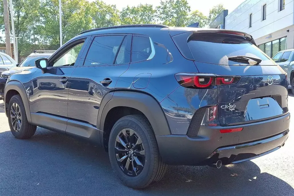 2026 Mazda CX-50 Premium photo 1