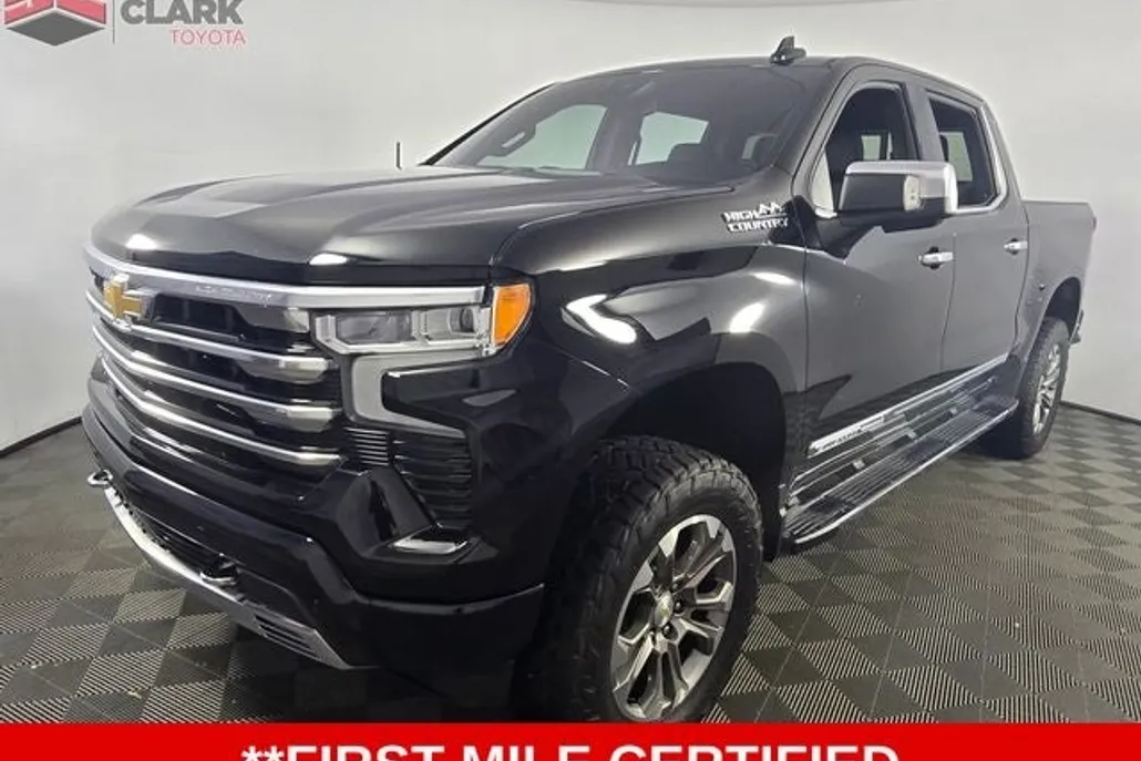 2023 Chevrolet Silverado 1500 High Country photo 1