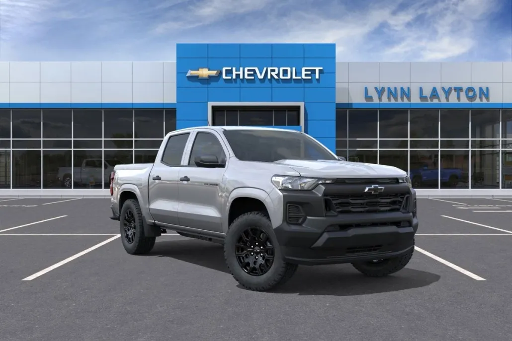 2025 Chevrolet Colorado LT photo 1