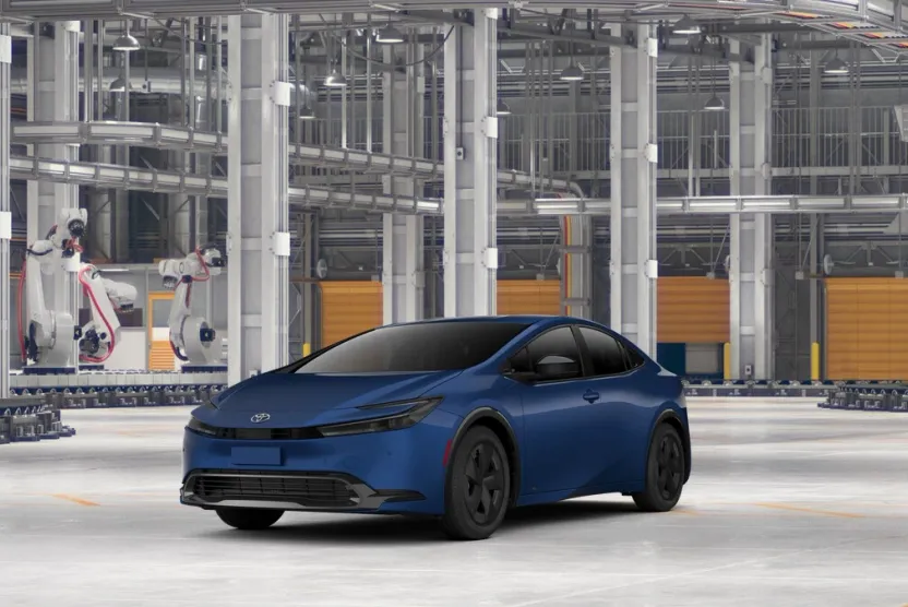 2026 Toyota Prius LE photo 1
