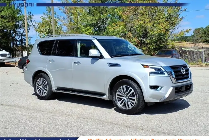 2024 Nissan Armada SL photo 1