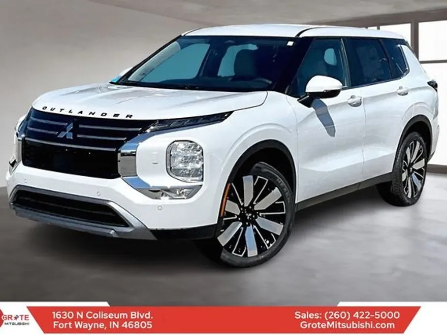 2025 Mitsubishi Outlander SE photo 1