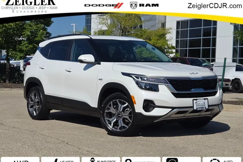 2022 Kia Seltos EX photo 1