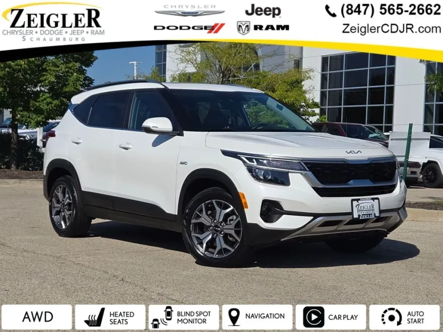 2022 Kia Seltos EX photo 1
