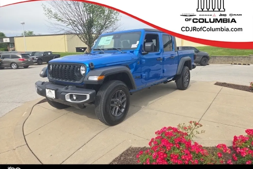 2025 Jeep Gladiator Sport S photo 1