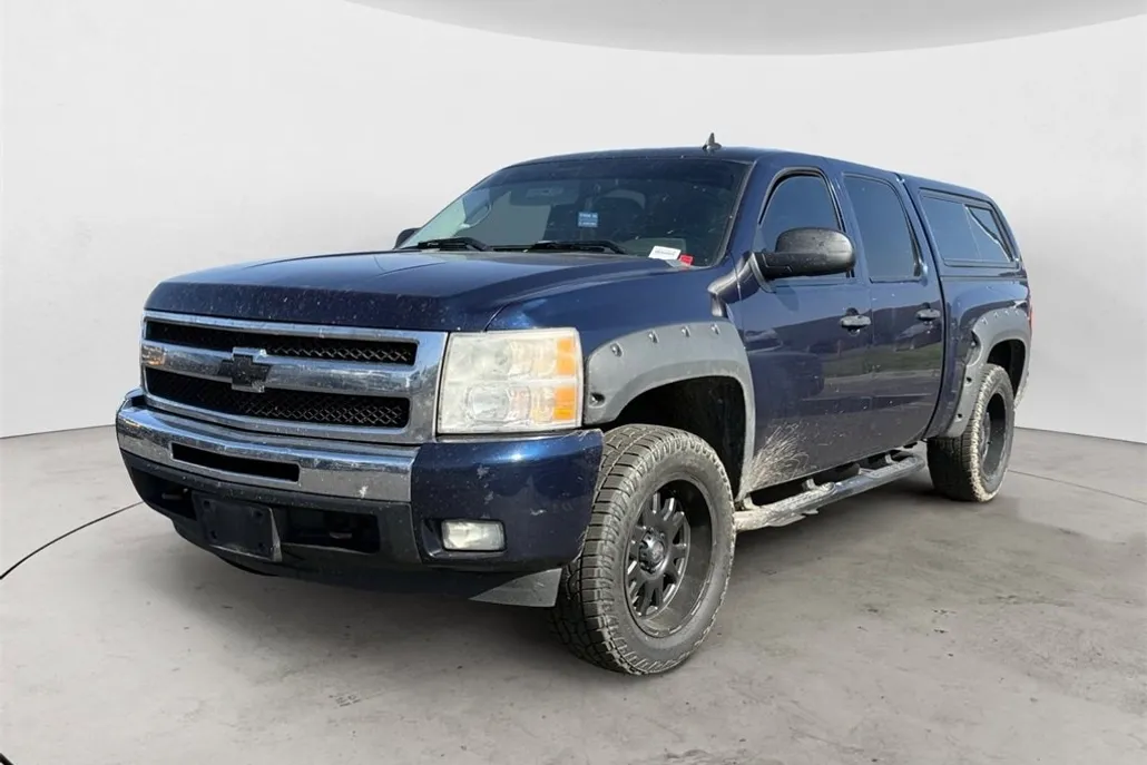 2010 Chevrolet Silverado 1500 LT photo 1