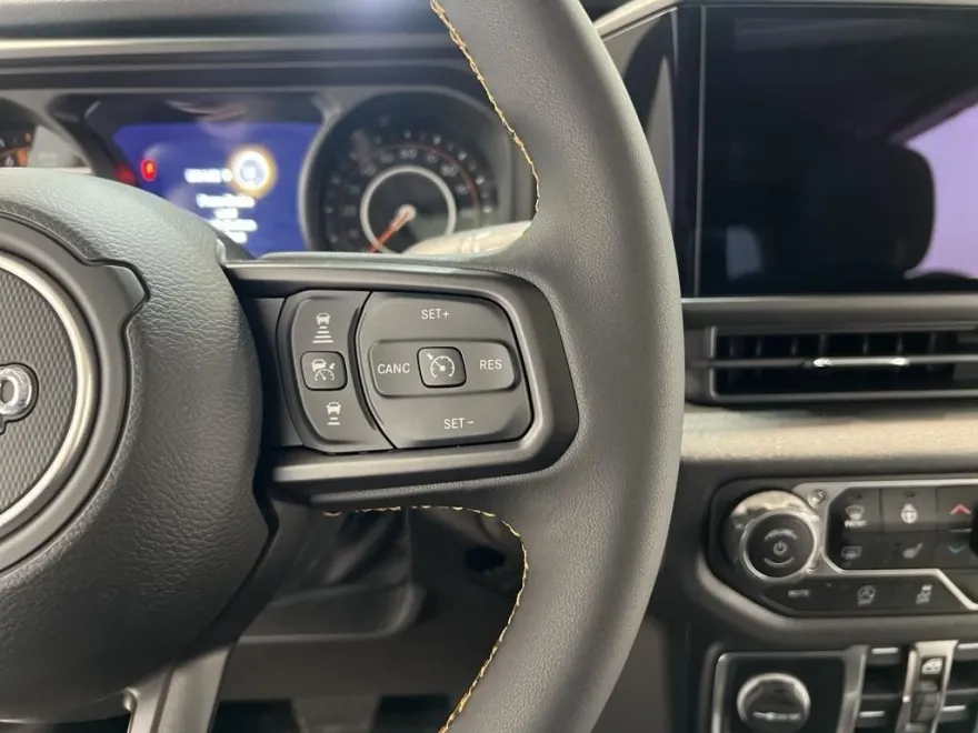 2024 Jeep Gladiator Sport S photo 21