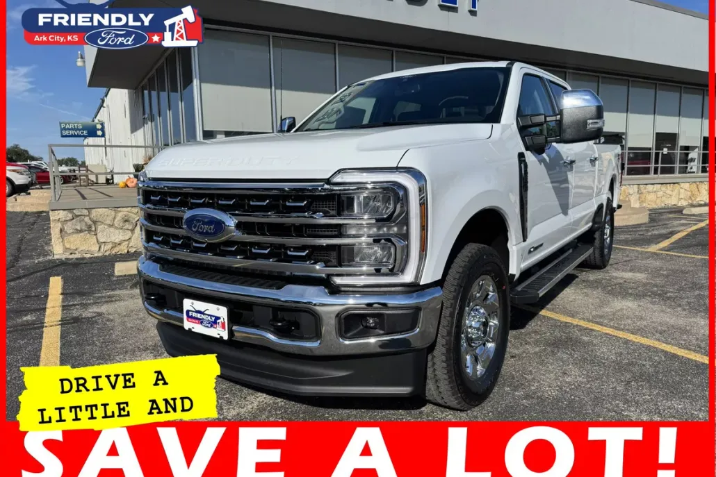 2026 Ford F-250 Lariat photo 1