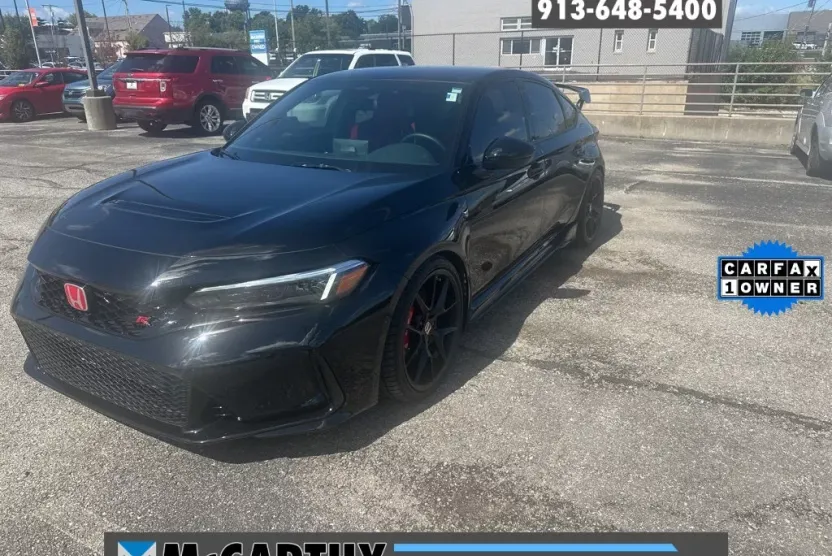 2024 Honda Civic Type R photo 1
