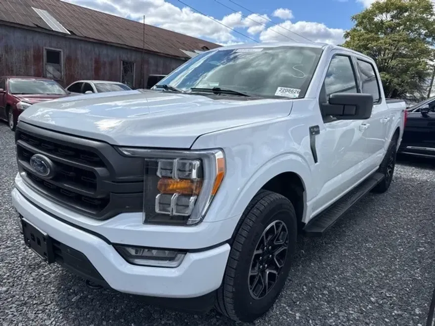 2023 Ford F-150 XLT photo 1