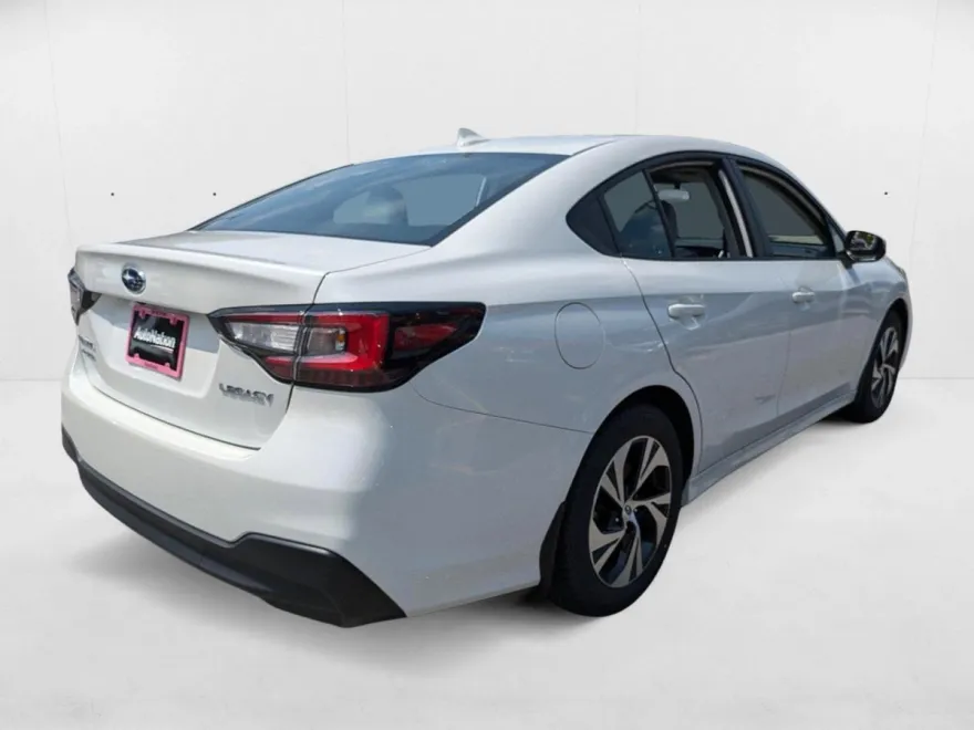 2025 Subaru Legacy Premium photo 1