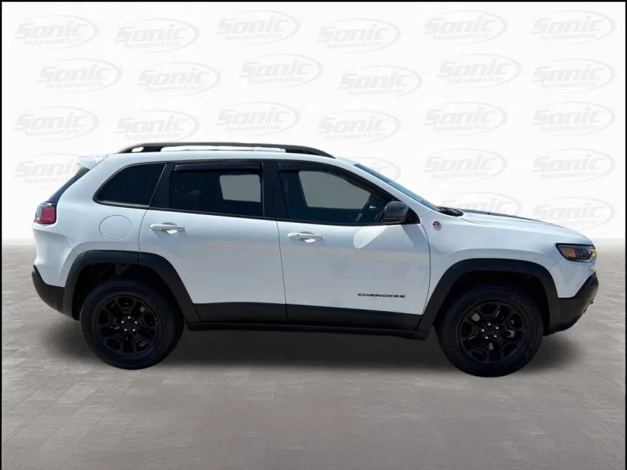 2021 Jeep Cherokee Trailhawk photo 1
