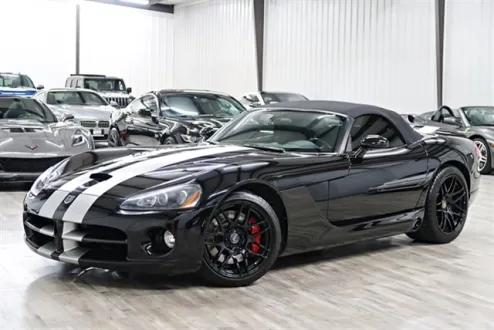 2005 Dodge Viper SRT10 photo 2