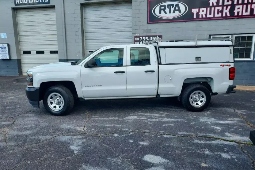 2018 Chevrolet Silverado 1500 LS photo 1