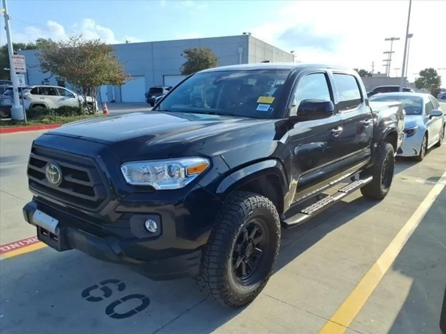 2023 Toyota Tacoma 4x4 SR photo 1