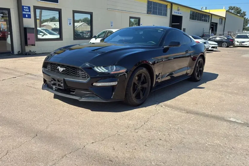 2020 Ford Mustang EcoBoost photo 1