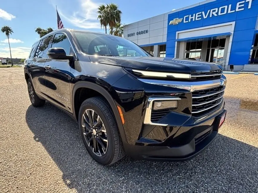 2026 Chevrolet Traverse photo 1