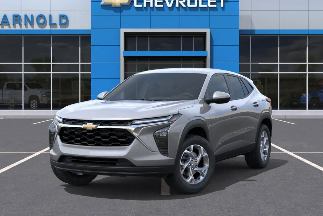 2026 Chevrolet Trax LS photo 1