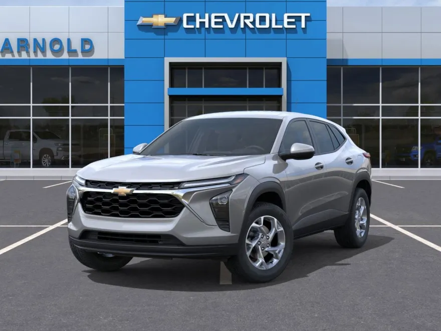 2026 Chevrolet Trax LS photo 1
