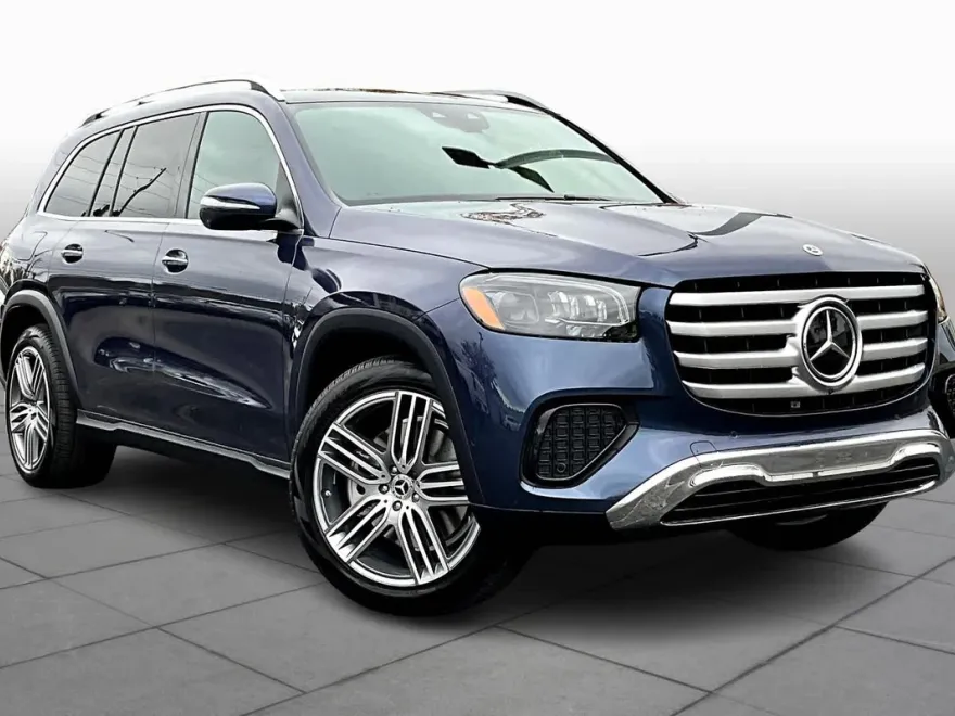2025 Mercedes Benz GLS 450 4MATIC photo 1