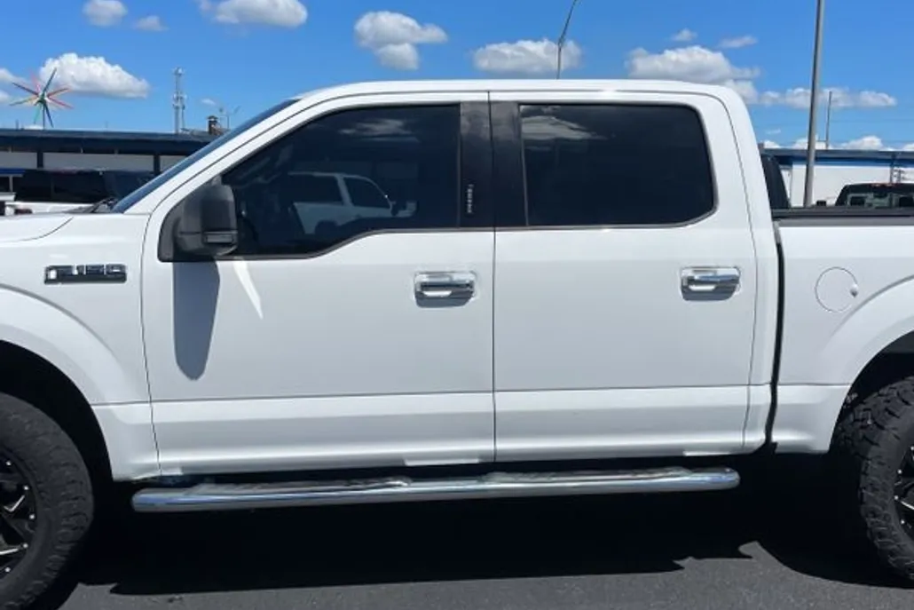 2015 Ford F-150 photo 1