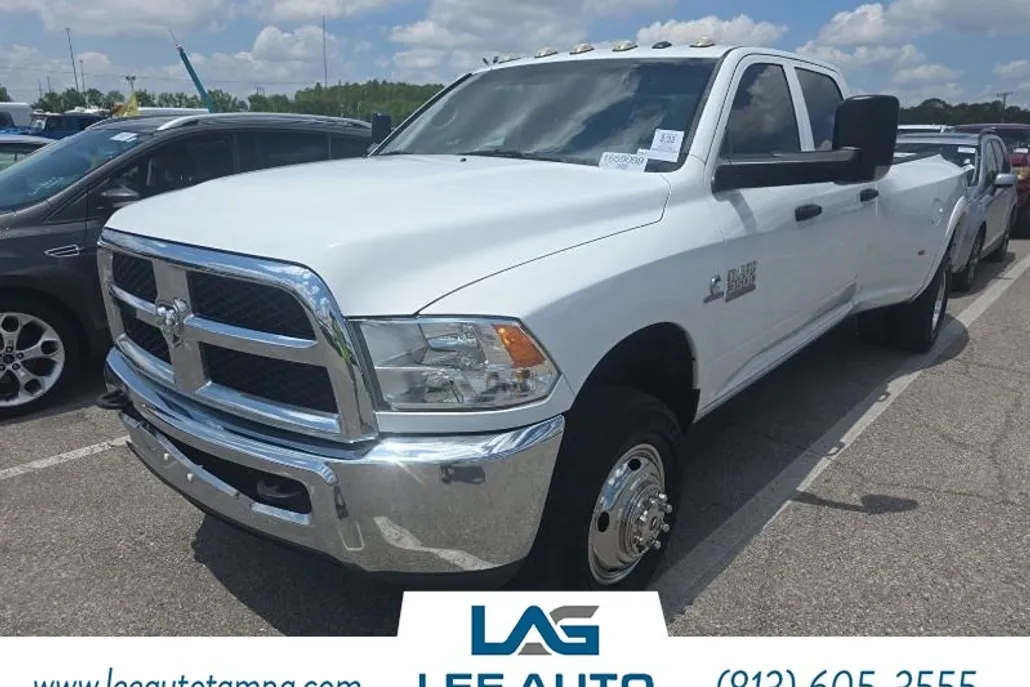 2017 Ram 3500 Tradesman photo 1