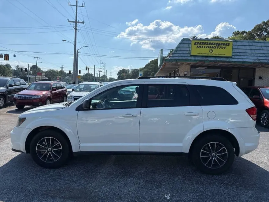 2018 Dodge Journey SE photo 1