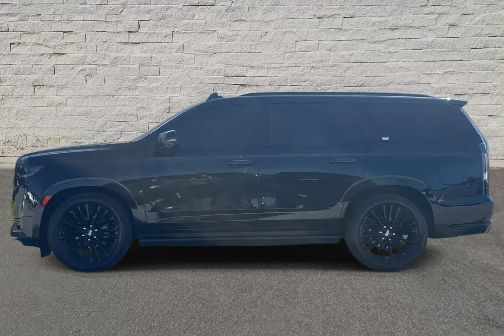 2021 Cadillac Escalade Sport photo 1