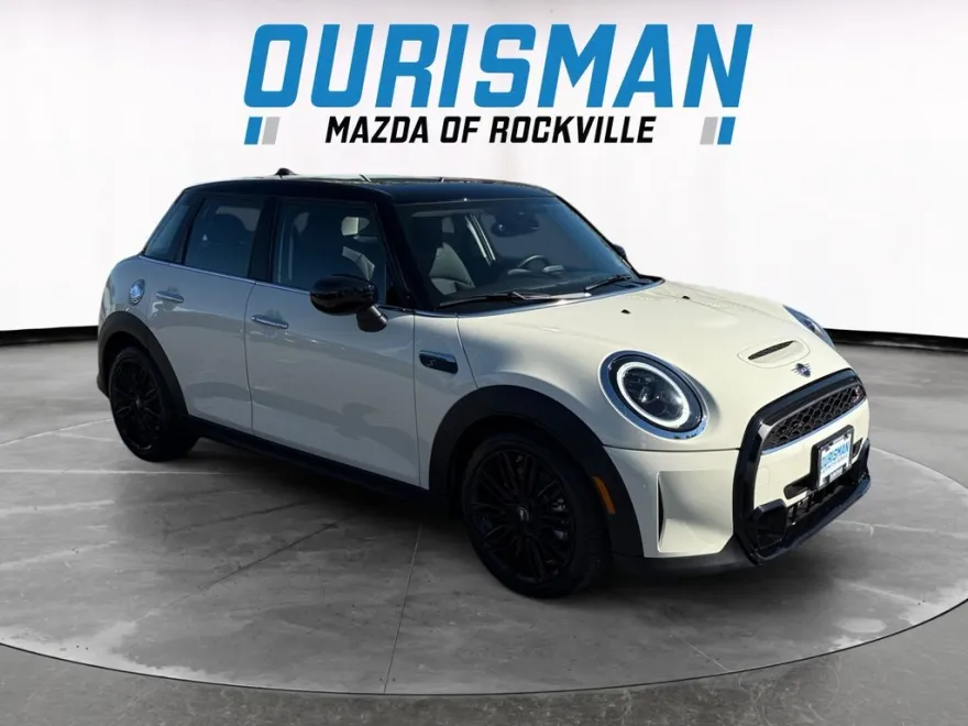 2023 Mini Cooper Hardtop S photo 1