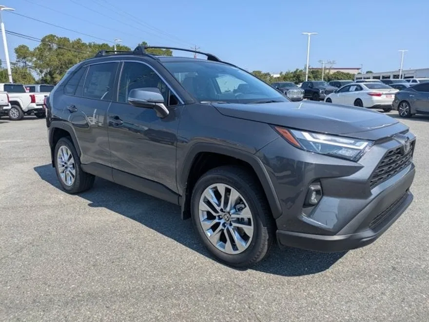 2025 Toyota RAV4 XLE Premium photo 1