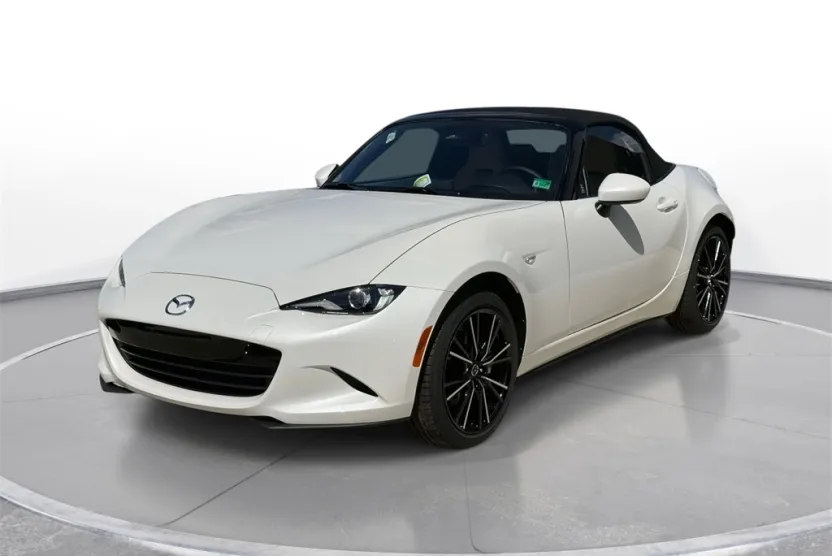 2025 Mazda MX-5 Miata Miata Grand Touring photo 1