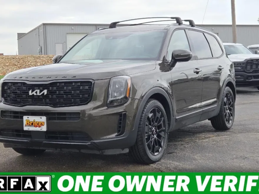 2022 Kia Telluride EX photo 1