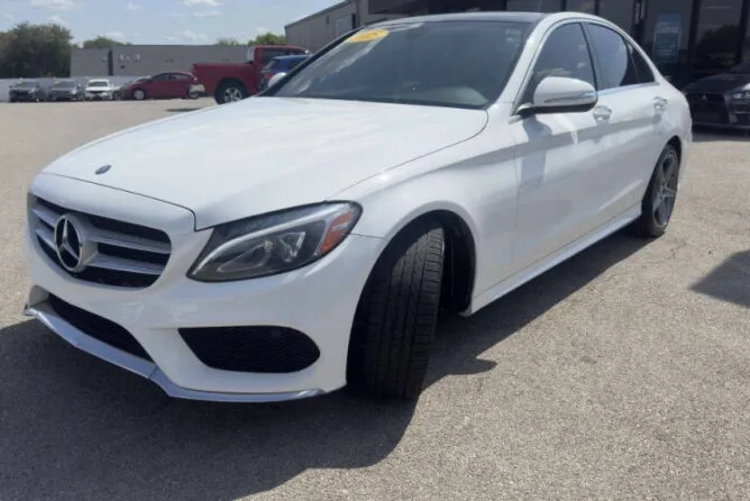 2015 Mercedes Benz C 300 4MATIC photo 1