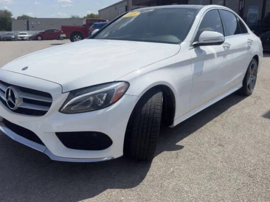 2015 Mercedes Benz C 300 4MATIC photo 1
